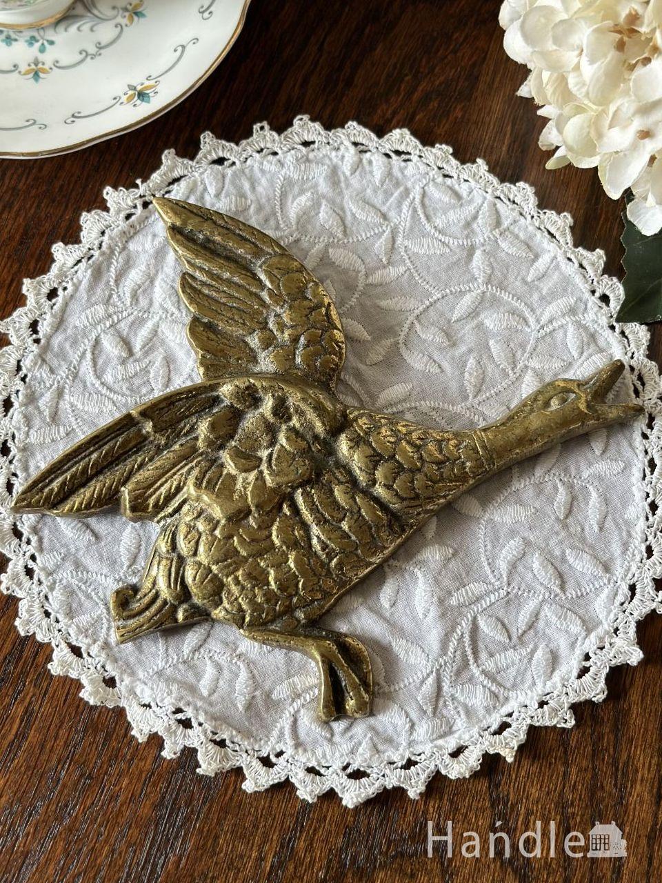 英国から届いたアンティークの壁付けインテリア、鳥のモチーフの