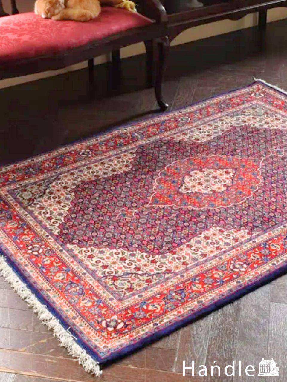 マヒデザインのおしゃれなペルシャ絨毯、サラブSarabの美しい