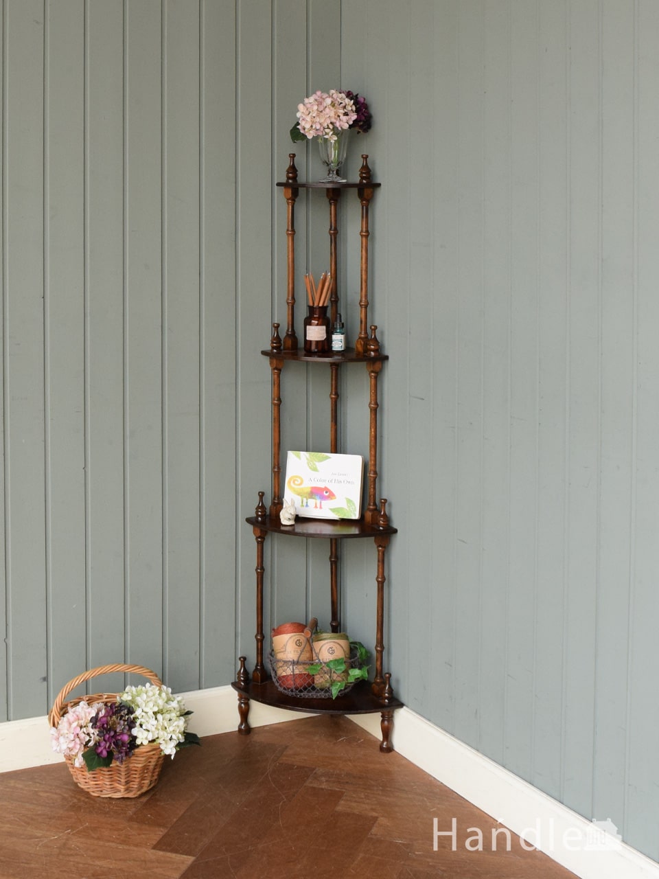 フランスのアンティーク家具、シャビーシックな雰囲気が可愛いウォール