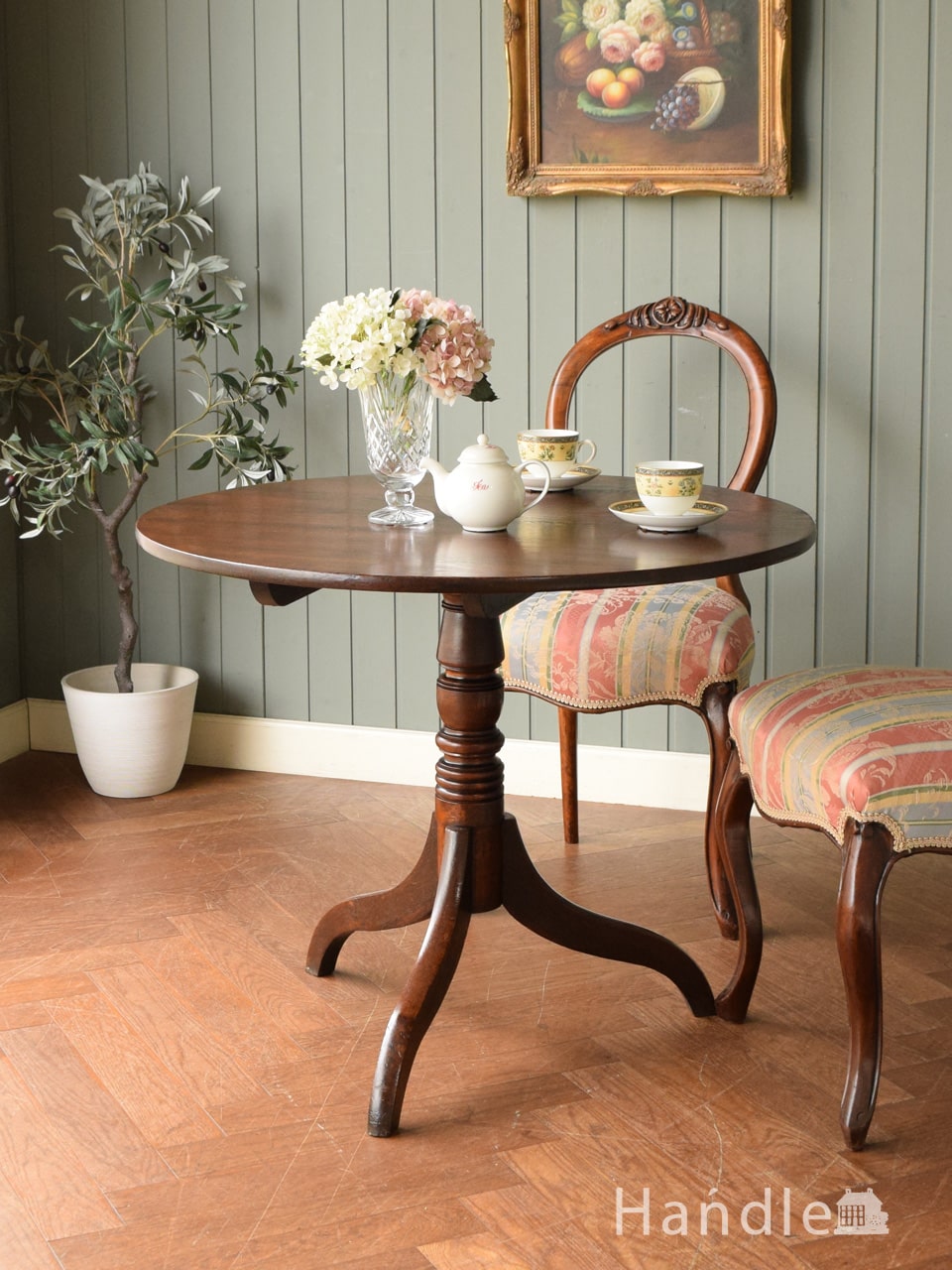 シンプルなアンティーク家具、6〜8人掛けのダイニングテーブル(h-001