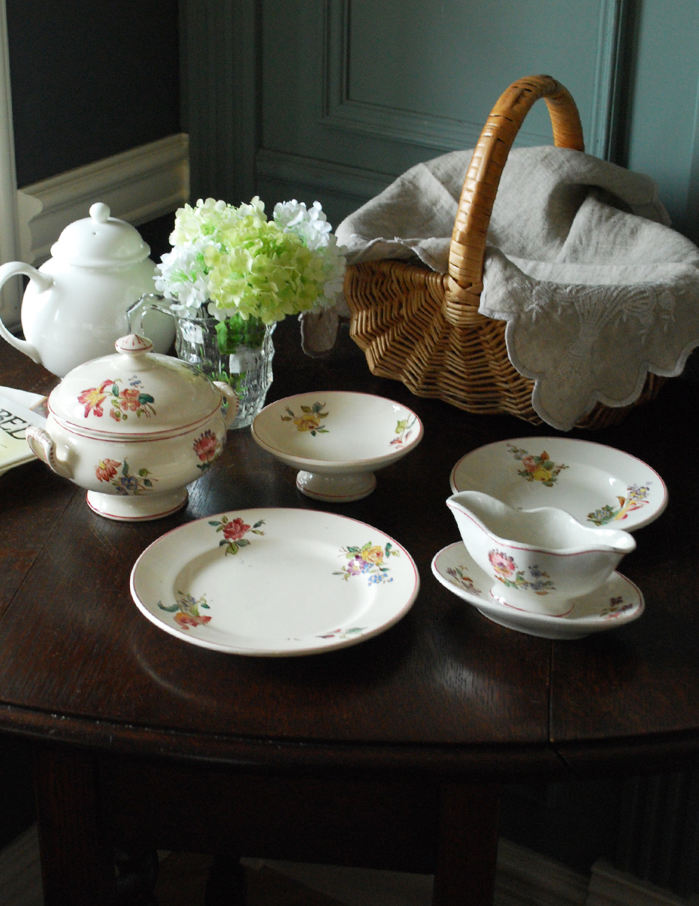 Lonchamp製（ロンシャン）フランスアンティークのおままごと食器セット