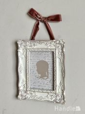 アンティーク風のスクエア型のフォトフレーム、フランス風の