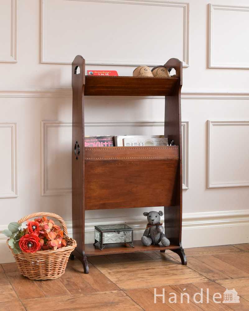 英国で見つけたアンティーク家具、木製のどこにでも置けるマガジン