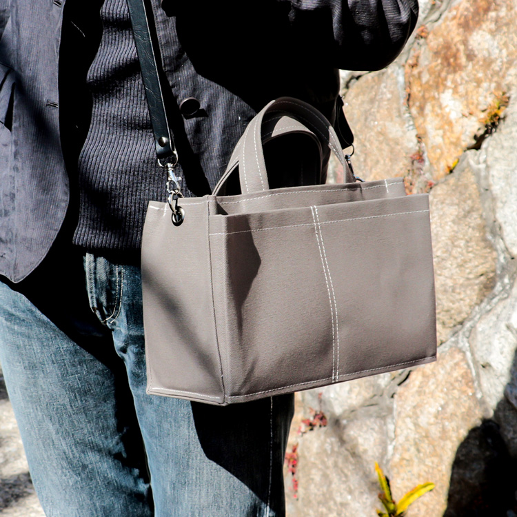 HANEANT KOBE / コンパクトバッグの中に北欧スタイルと収納力を