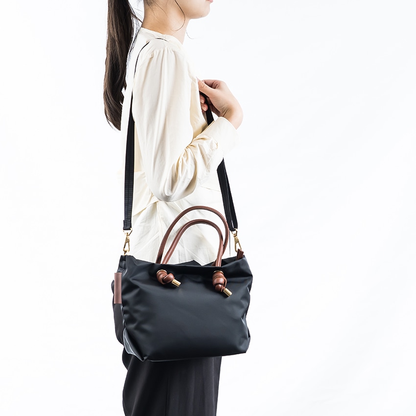 VIOLAd'ORO「ノットハンドルナイロントートSサイズ（BLACK×BROWN