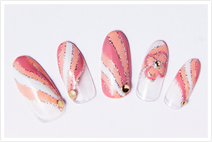 ネイルスクールに通う費用を抑えたい方に｜通信教育講座で資格なら