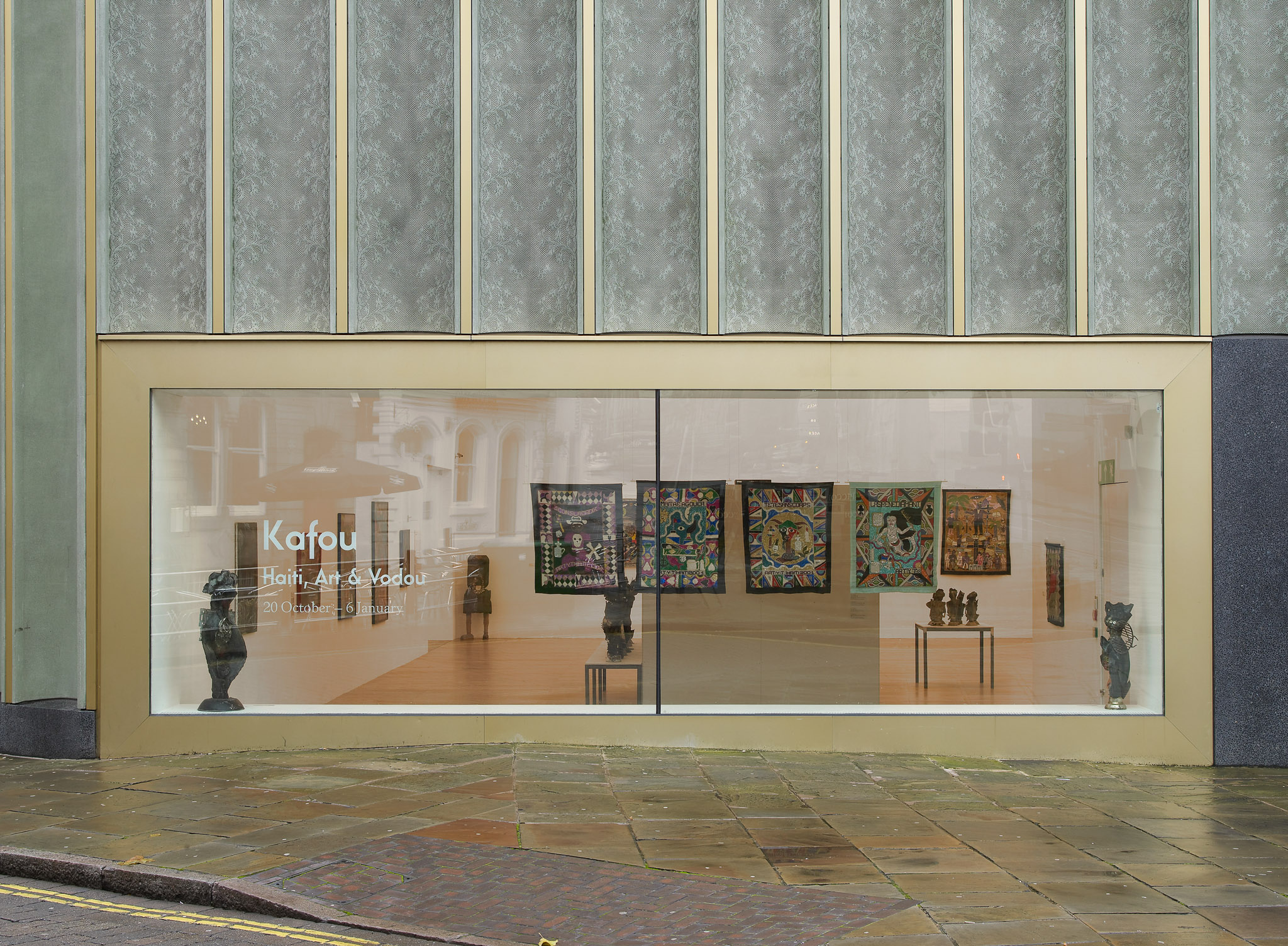 Kafou - Haiti, Art and Vodou 英語版