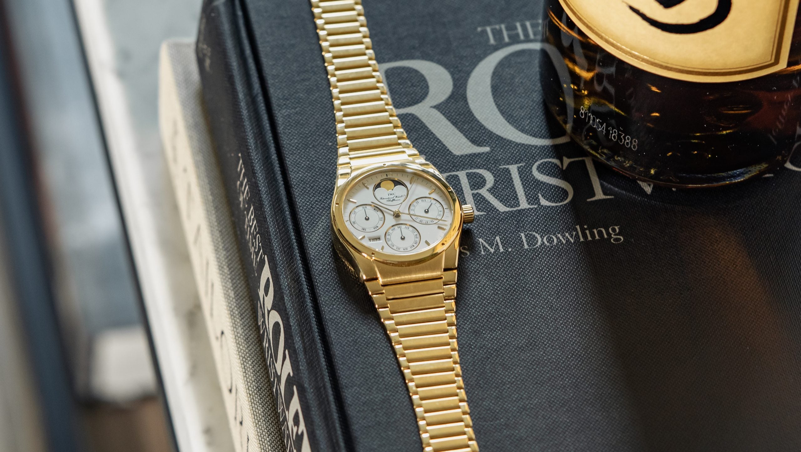 9240, Ingenieur Perpetual Calendar Jumbo, Yellow Gold – Hairspring