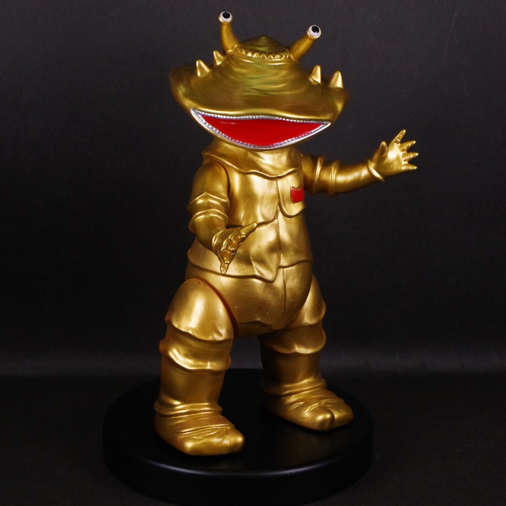 11月4日(月・祝)より販売開始】【ブルマァク】カネゴン(ゴールド)/風船