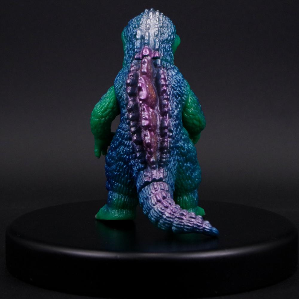 2月8日(日)11時より販売開始】【MAXTOY】ゴジラ(1964)＋モスラ幼虫