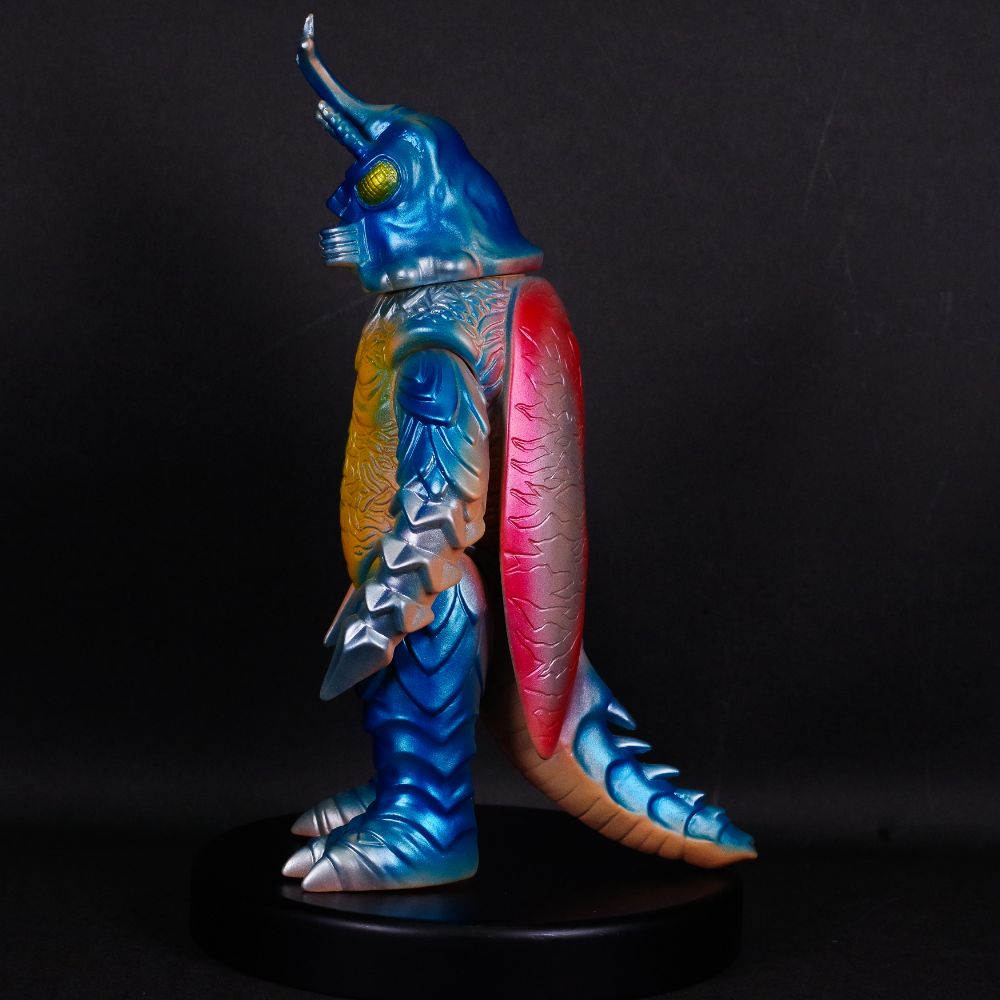 10月13日(金)より受注受付開始】【ブルマァク】メガロ(ブルー)が登場