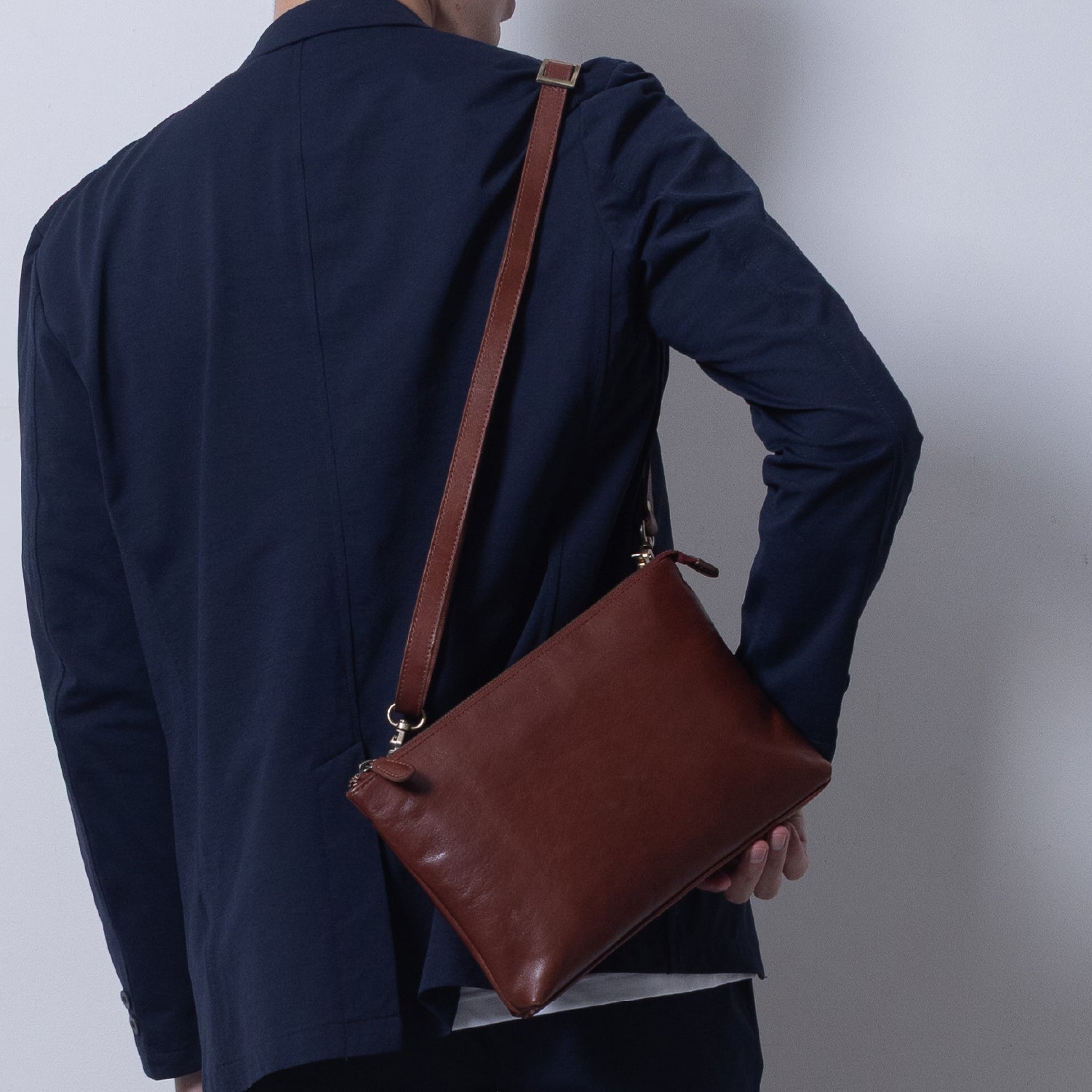 Medio ショルダーバッグ 斜めがけ Hallelujah