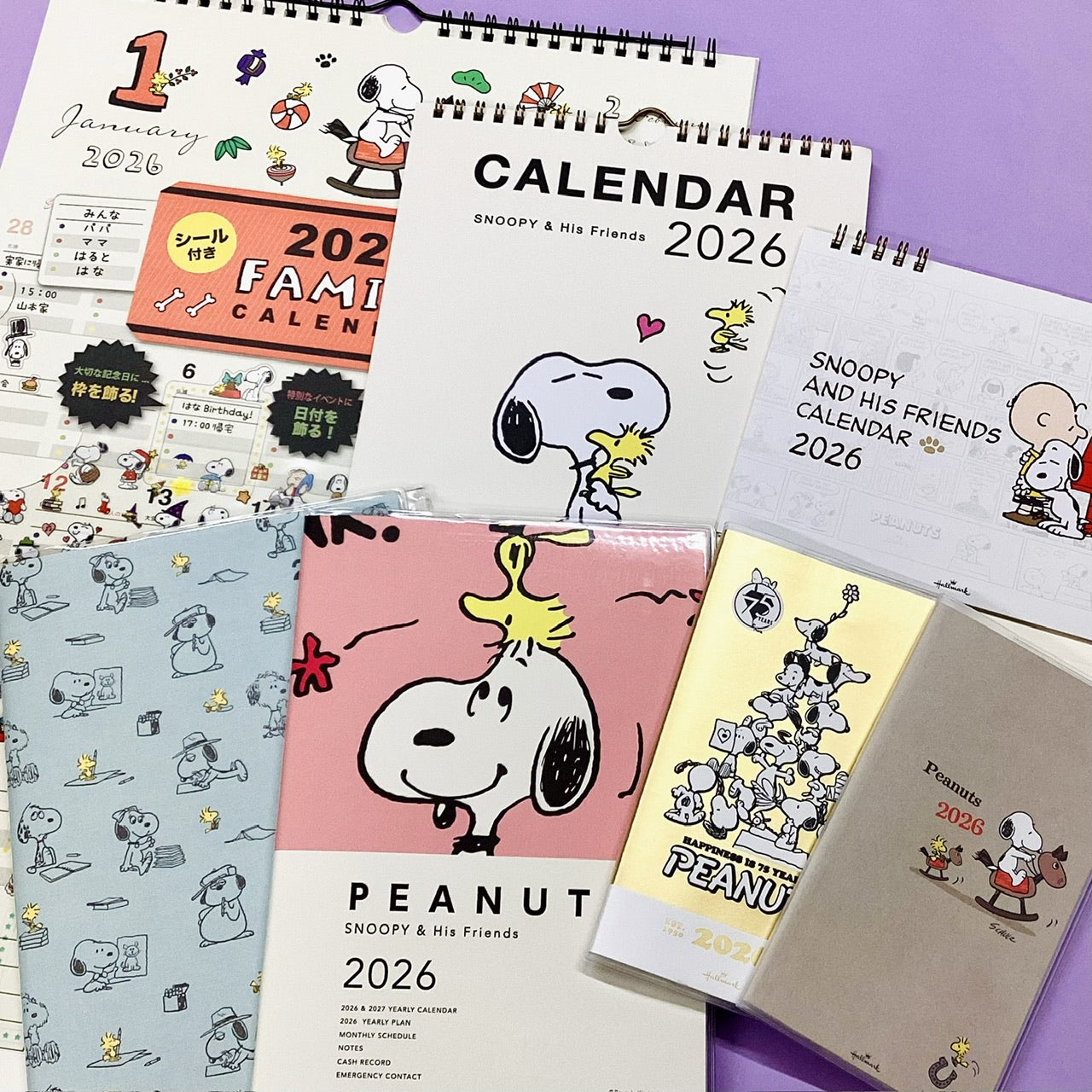 スヌーピー縦型【壁掛け｜二つ折りカレンダー小 2026】日本ホール
