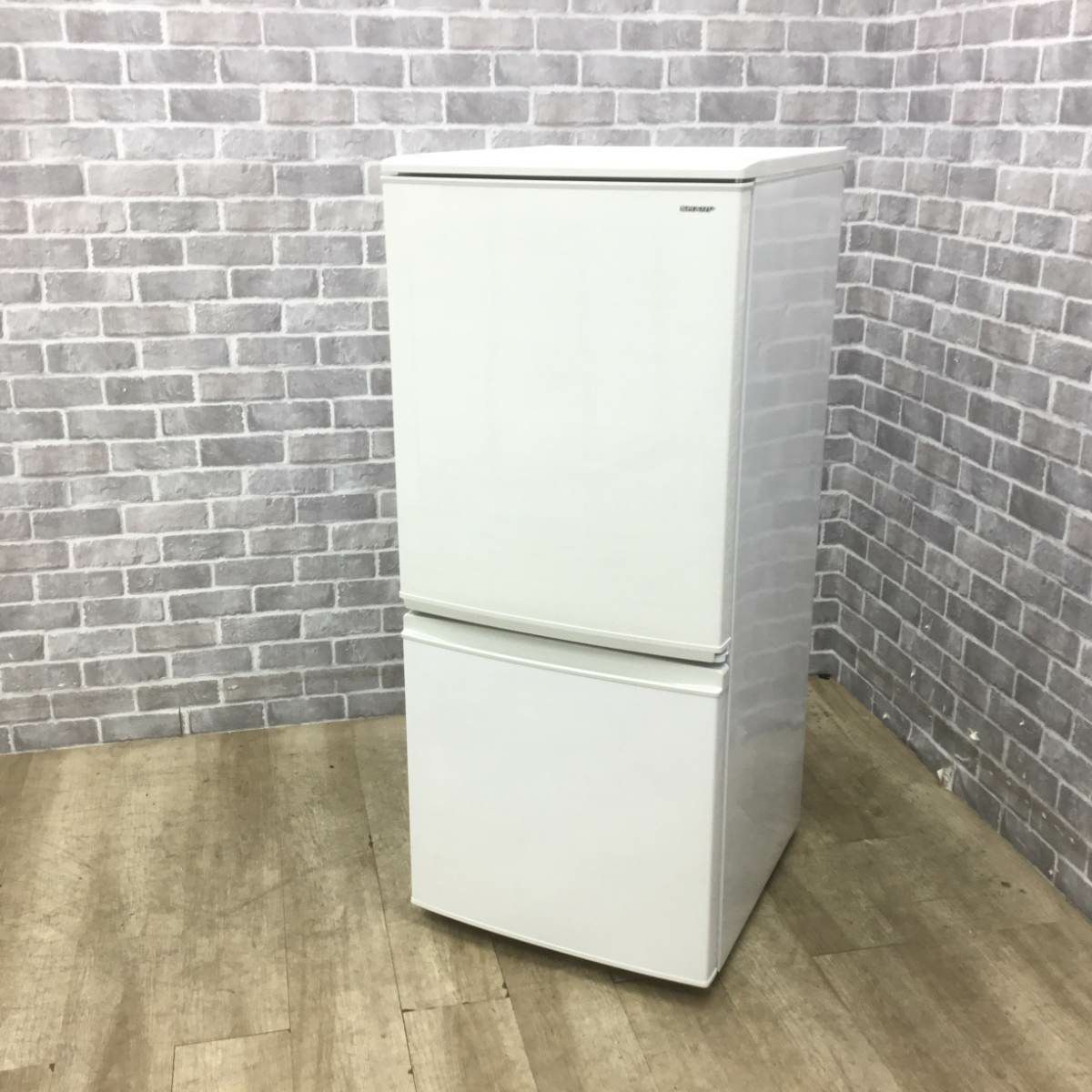 シャープ 冷蔵庫 2ドア 137L つけかえどっちもドア ホワイト SJ-D14D-W