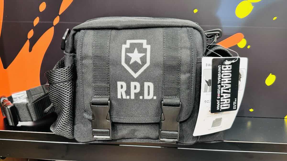 リッカー肩乗せぬいぐるみから3WAYバッグまで、USJバイオハザード