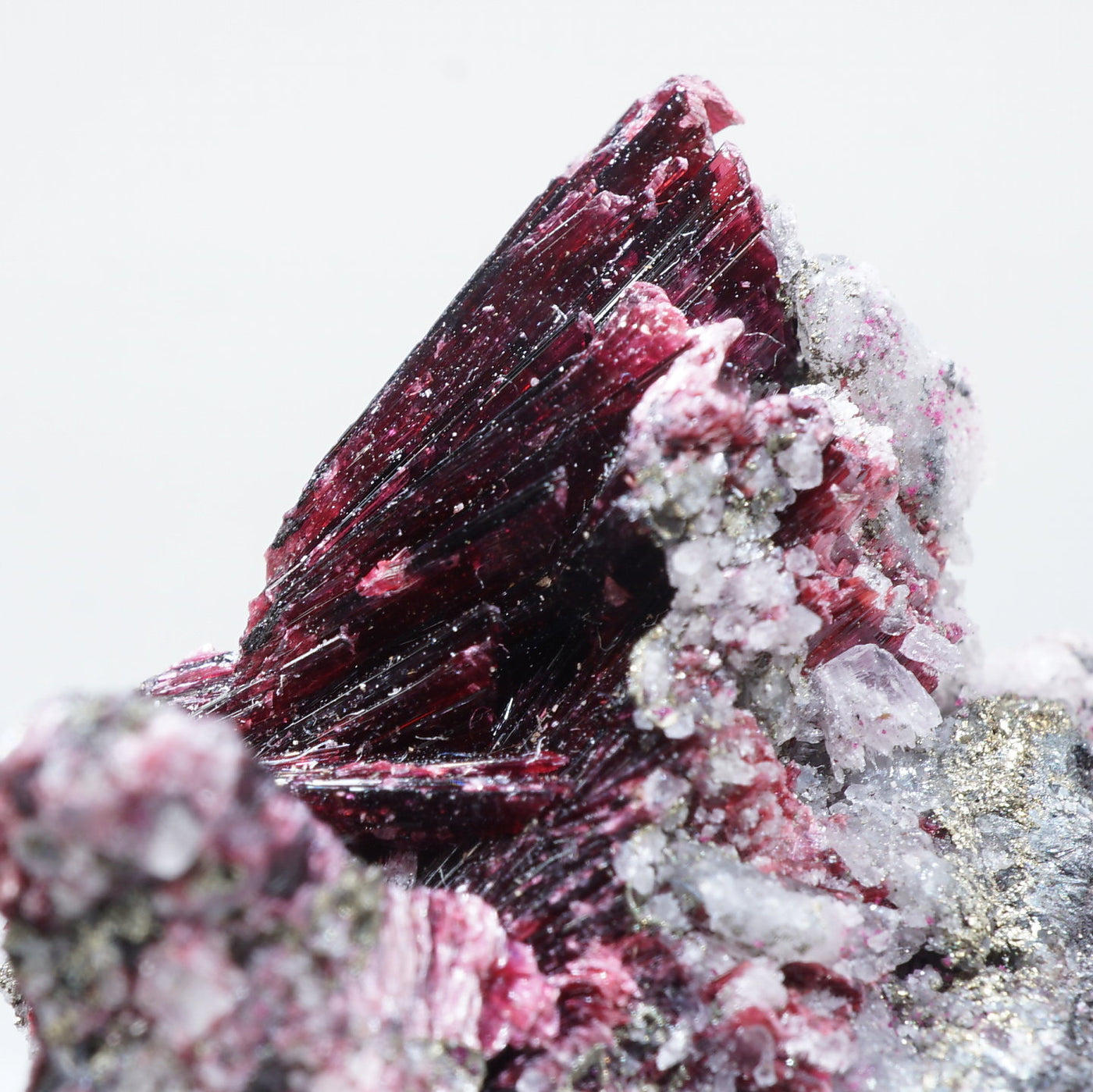 モロッコ産 エリスライト(コバルト華) – 天然石ハッピーギフト