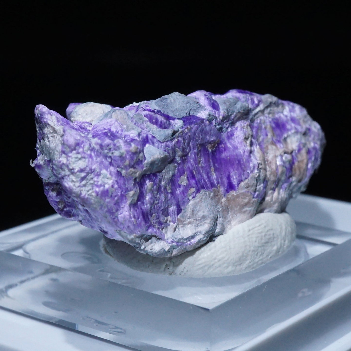 南アフリカ産 スギライト – 天然石ハッピーギフト