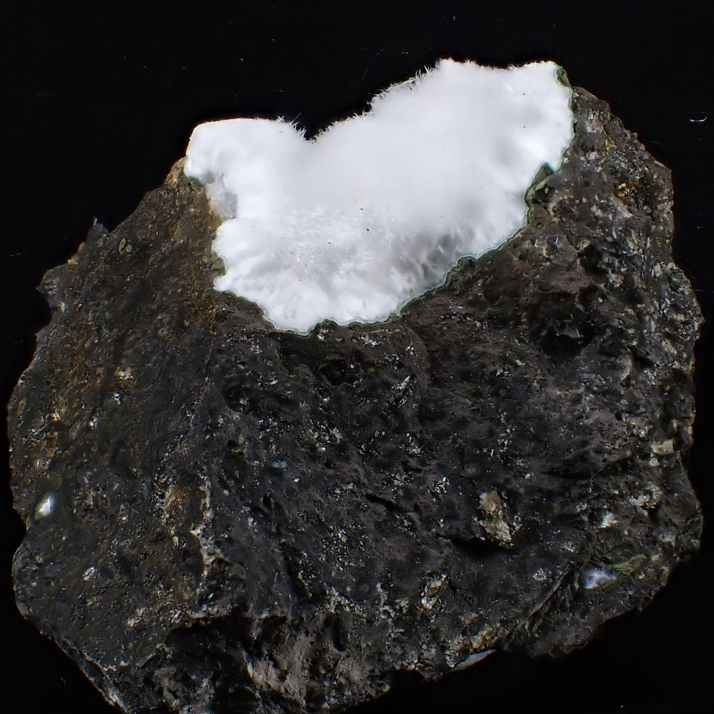 高品質》モロッコ産 バナジン鉛鉱 48g|ハッピーギフト – 天然石