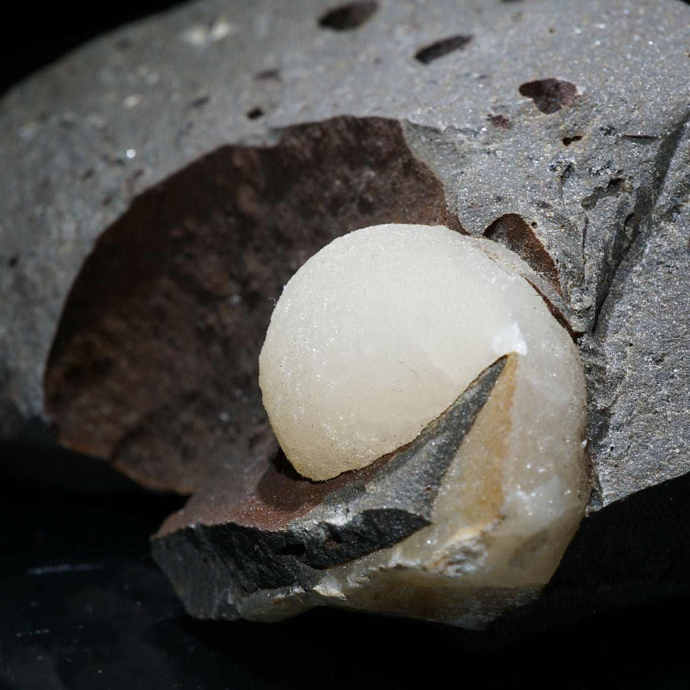 イタリア産 カルサイト – 天然石ハッピーギフト