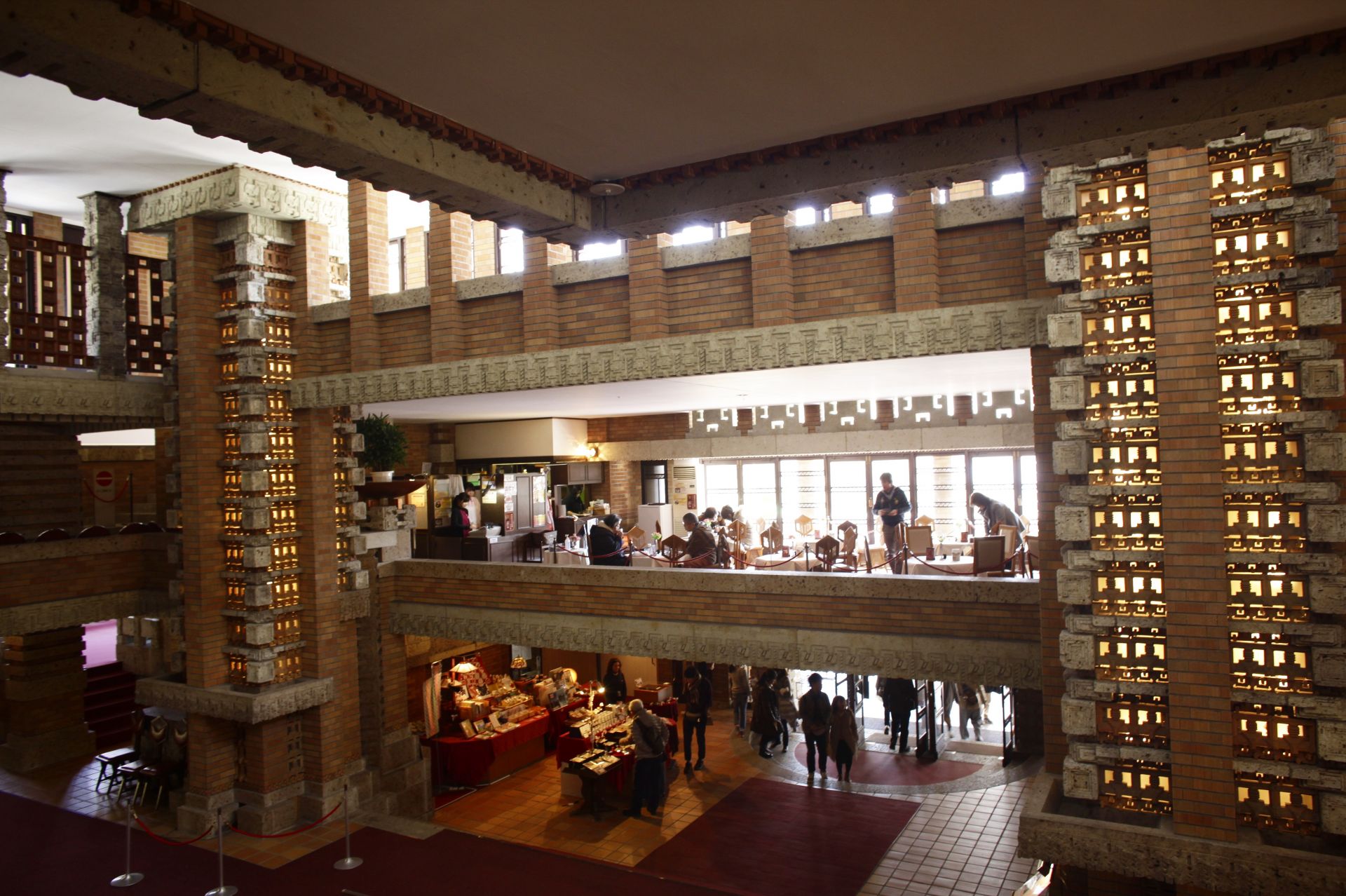 巨匠フランク・ロイド・ライトが日本に残した“東洋の真珠”とも称された