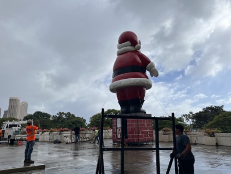 アラモアナのサンタさん登場！！ | 最新・ハワイ通