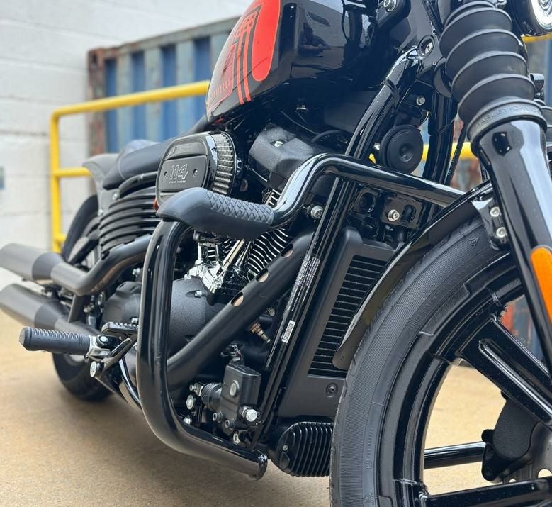 ソフテイル用HOGWORKZ（ホグワークズ） エンジンガード｜ハーレー