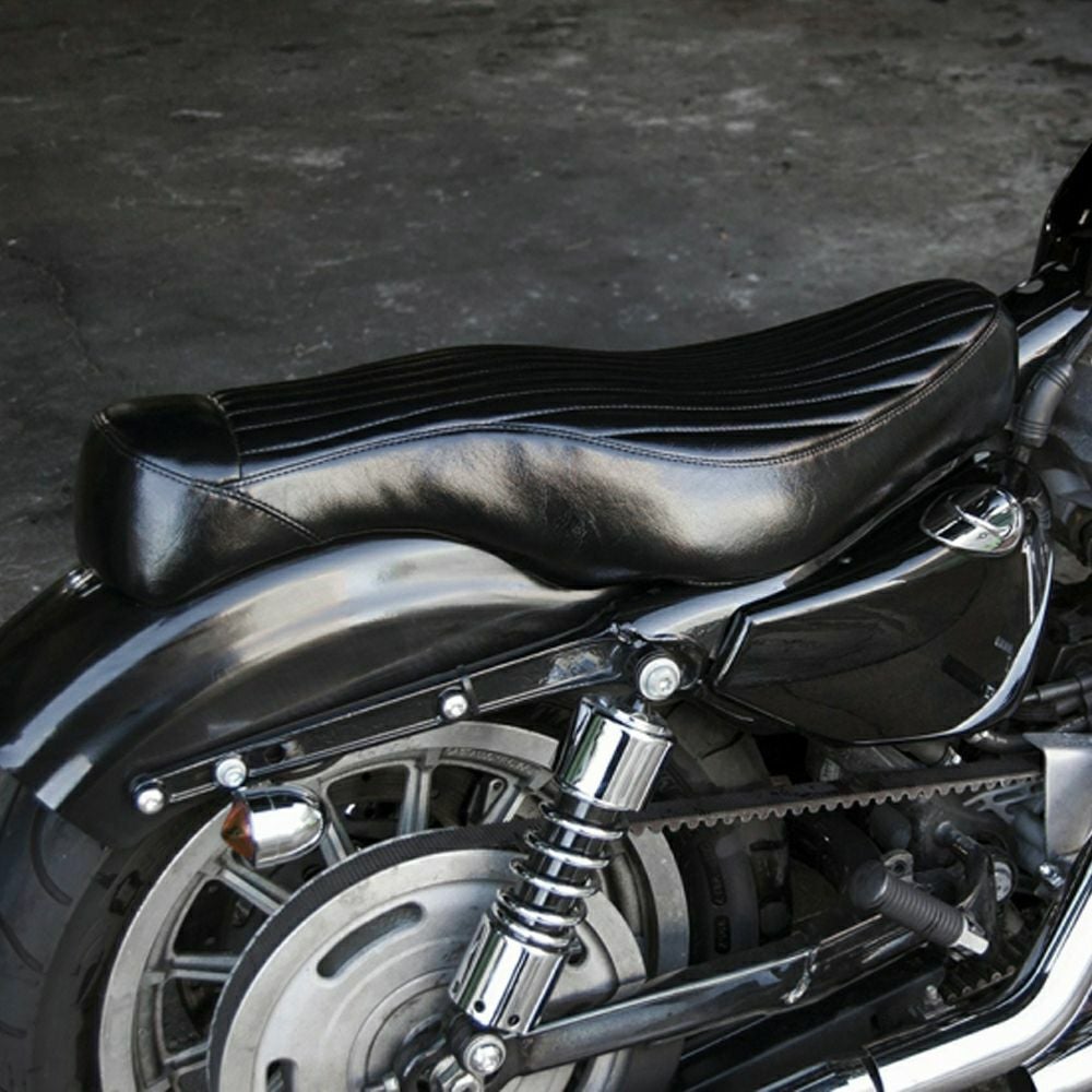 スポーツスター ベイツタイプシート MOTOR ROCK |ハーレーパーツ専門店