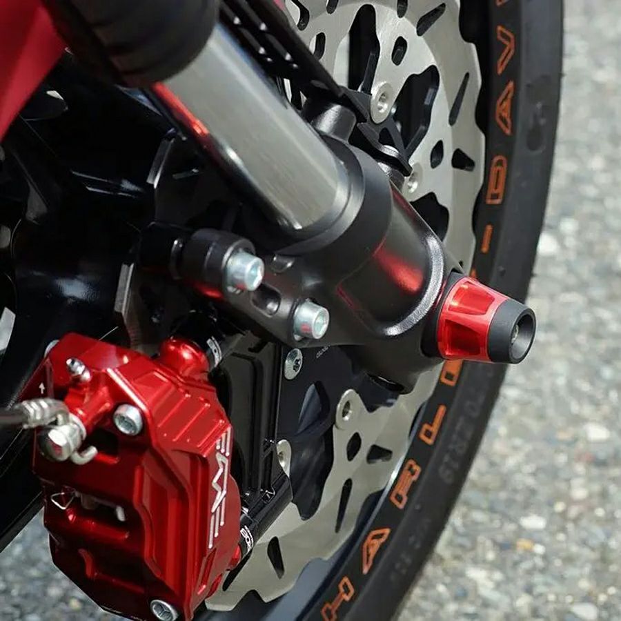 M8ソフテイル ローライダーS/ST、FXDR114 フロントアクスルカバー