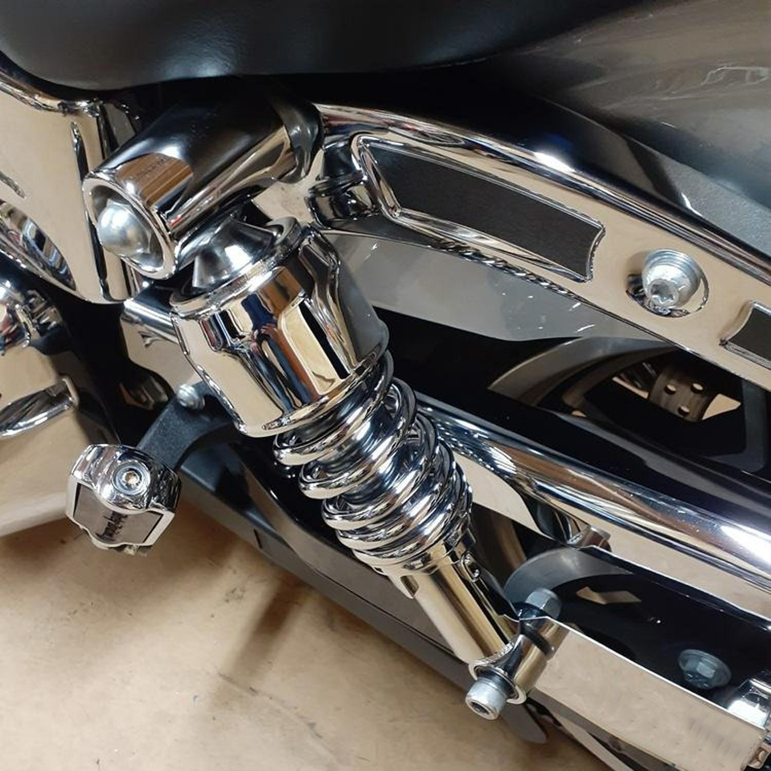 オーリンズ S36E リアサスペンション クロームスプリング ダイナ 12