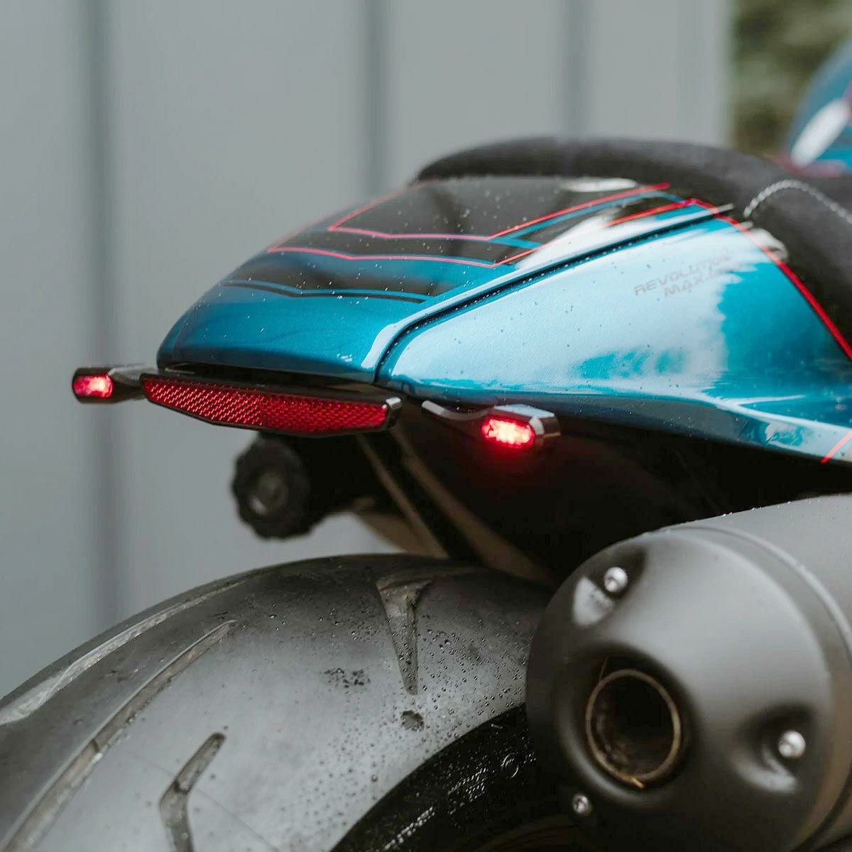 スポーツスターS(RH1250S) ウインカー｜ハーレーカスタムパーツ専門店