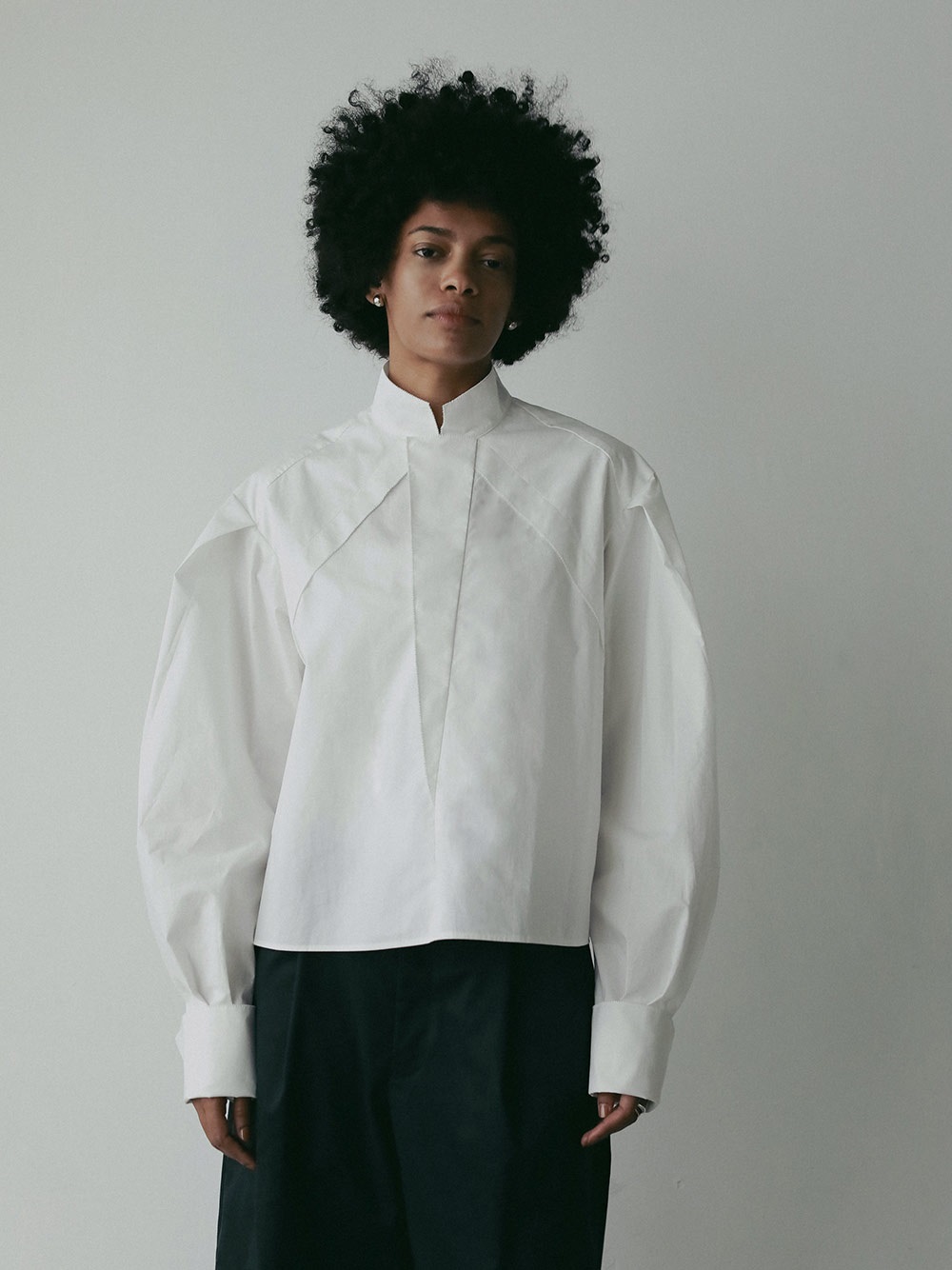 ピコデザインフラップブラウス | Blouse | HER. Online Store