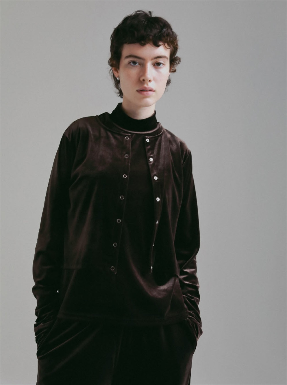 ベロアカーディガン | Cut and sew | HER. Online Store