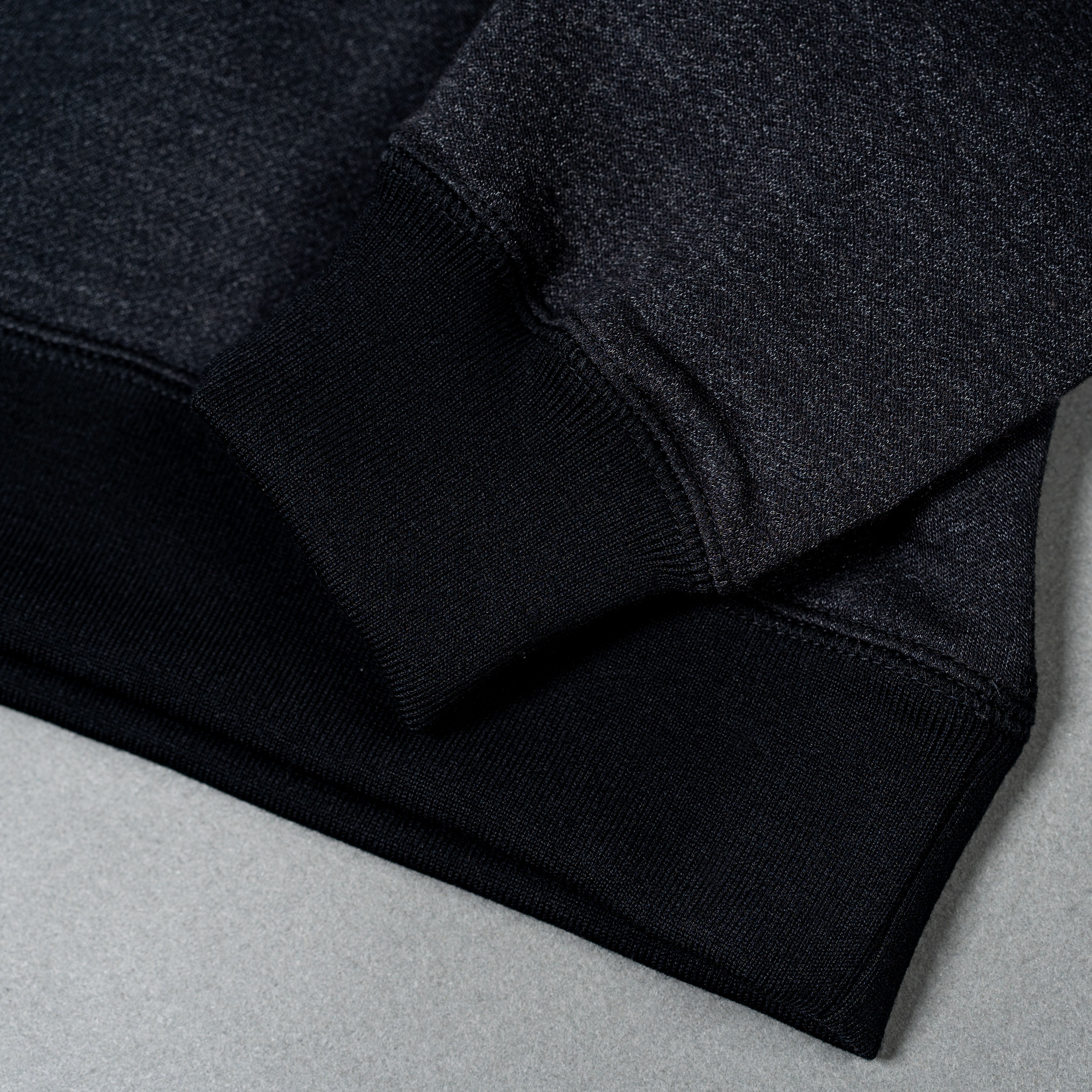 FLUFFY WOOL SWEAT – HERENESS.jp