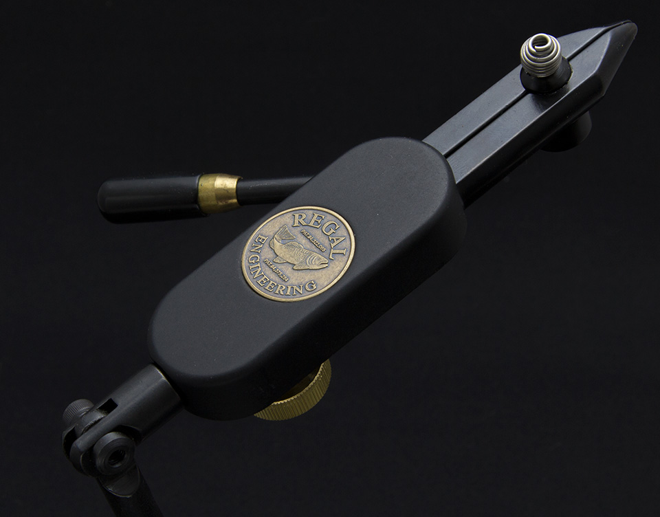 Hermit | REGAL Travel Vise / リーガルトラベルバイス