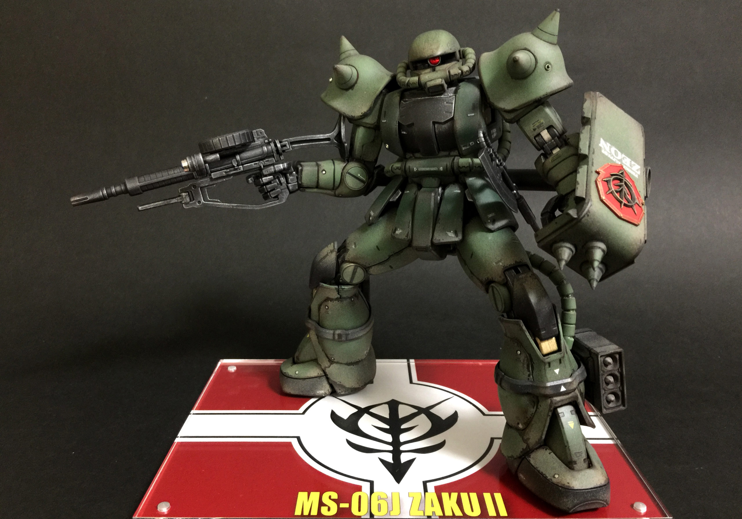 MS-06J ZAKU2 陸戦型 量産型ザクMG1/100 完成 – Zang Dang ichi 残弾1