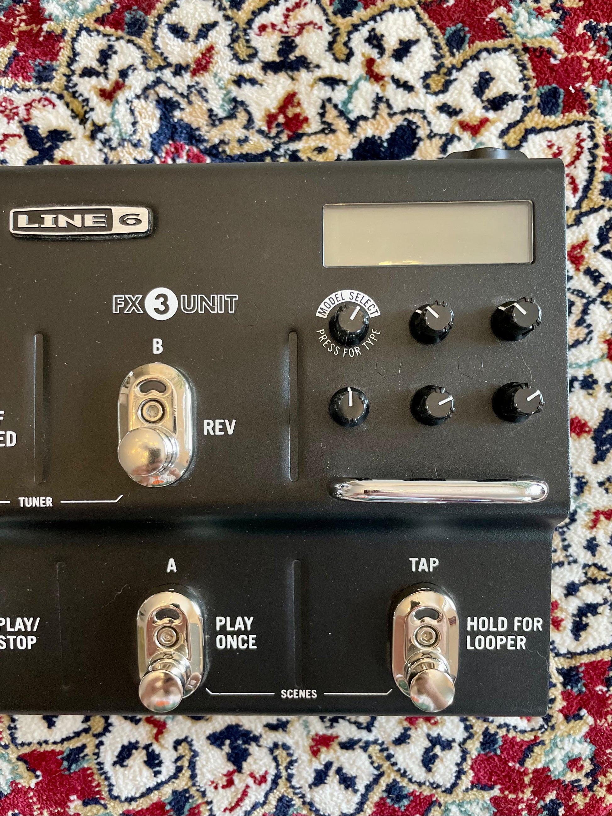Line 6 M9 Stompbox Modeler with Power Supply – Herscheid and the