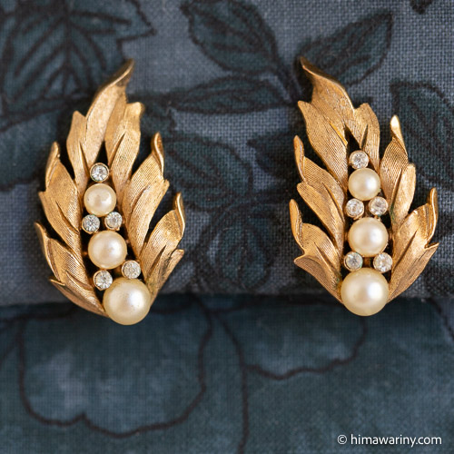 Trifari トリファリ-ゴールド＆パール・リーフ・ヴィンテージ