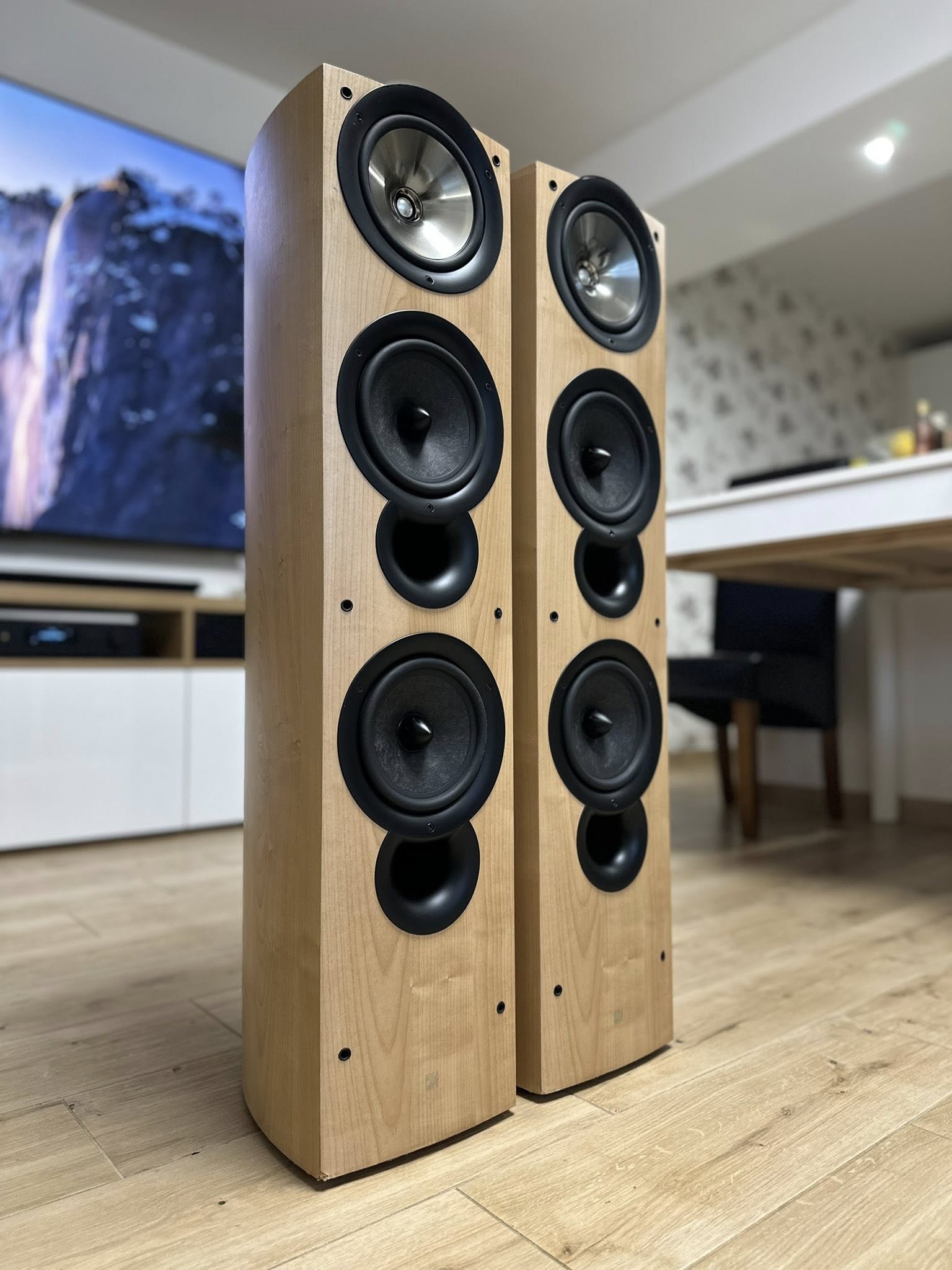 KEF iQ9 | hifi-wiki.com