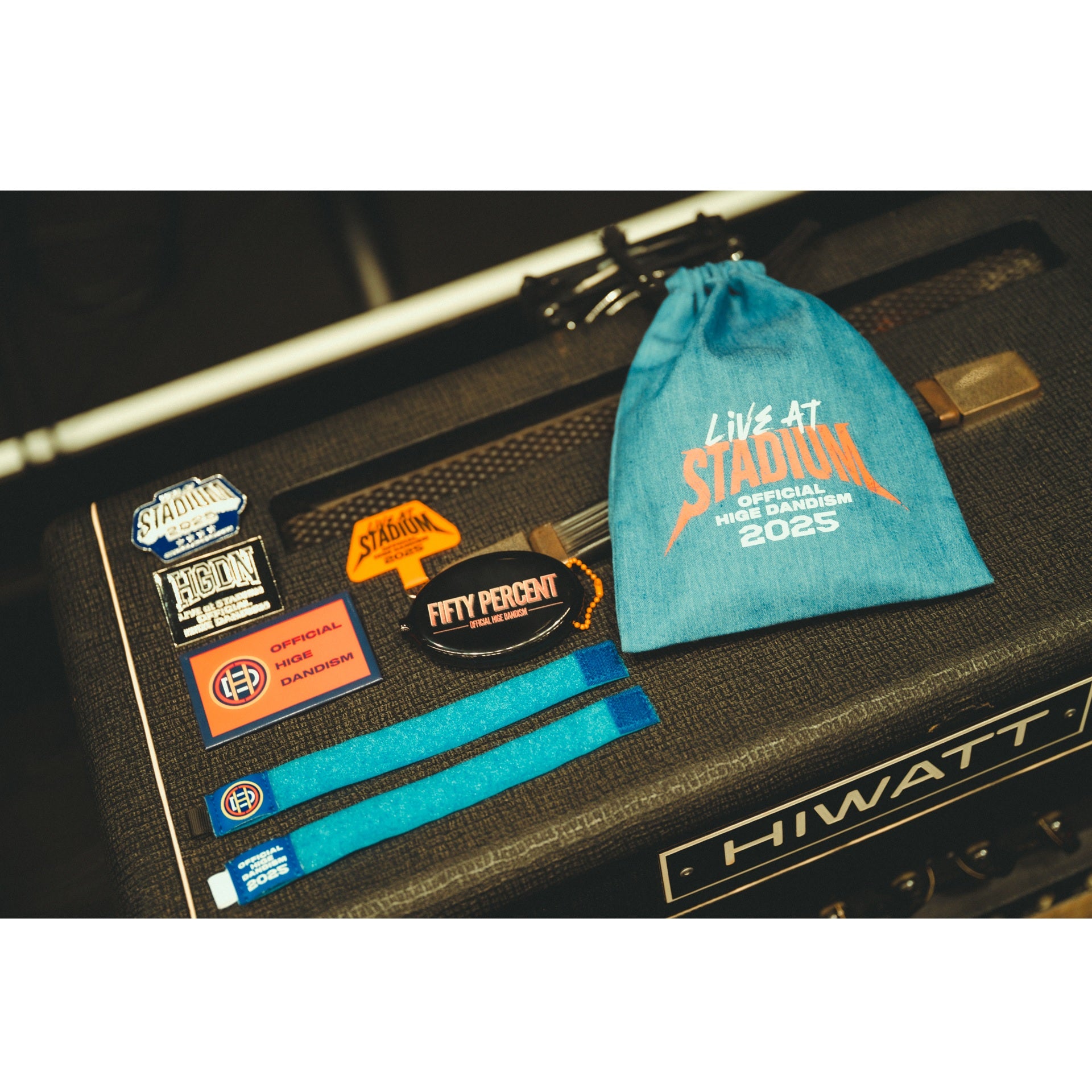 ランダムガチャ – Official髭男dism ONLINE STORE