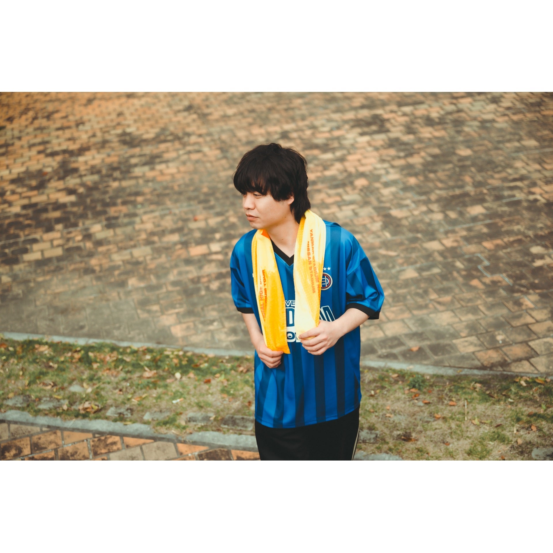 マフラータオル – Official髭男dism ONLINE STORE