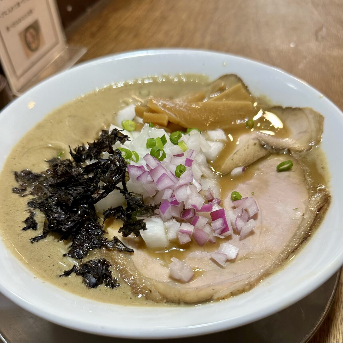 麺や ゼットン】が土日祝限定で朝ラーやってるってよ、だから朝だけ