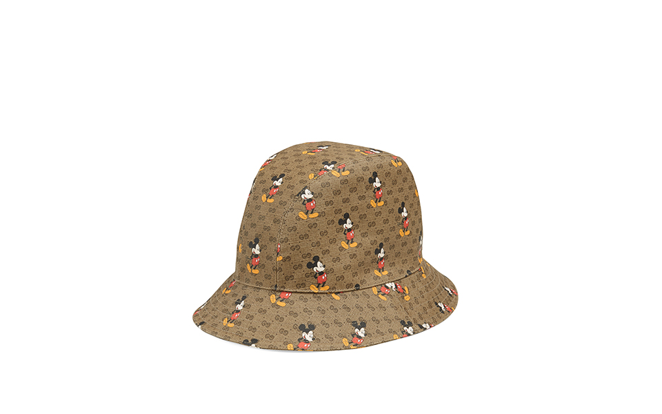 GUCCI、ミッキーマウスオリジナルイラストの限定コレクション発売