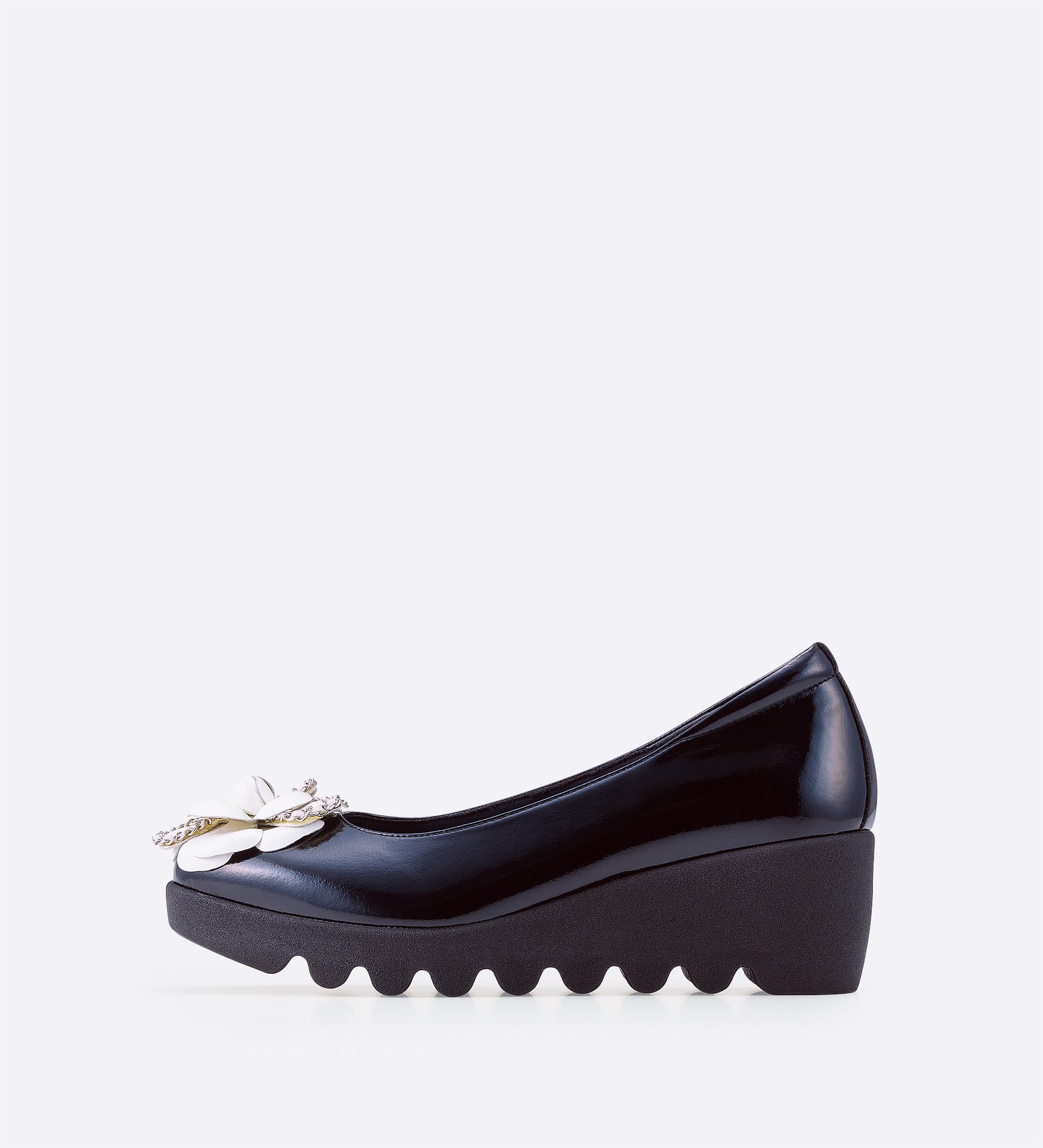 ヒルズアヴェニュー オンラインストア アメリ(21.5 ホワイト): ヒルズ