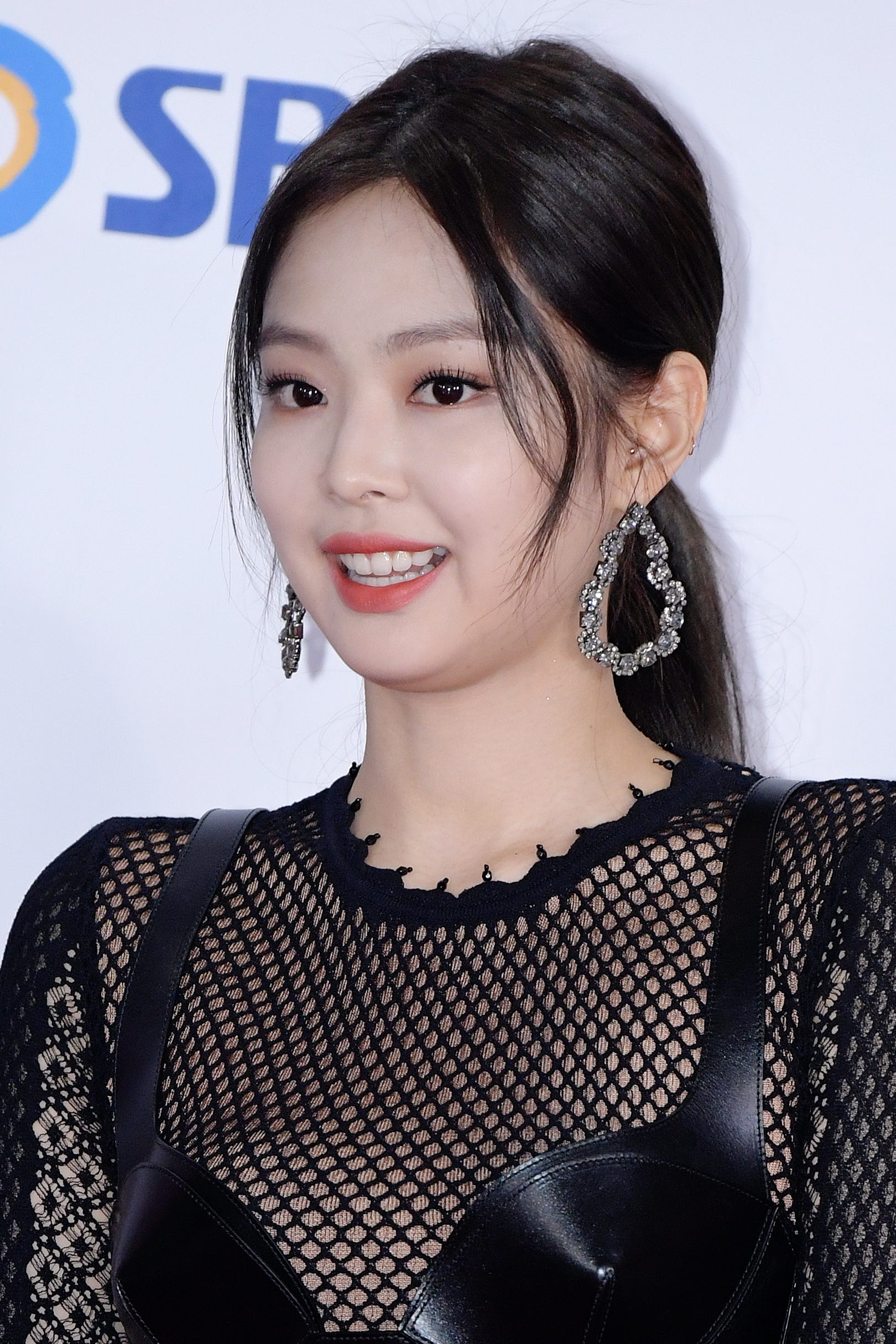 BLACKPINKジェニー編】祝30歳！ 恋多きモテ女JENNIEの色気たっぷりな