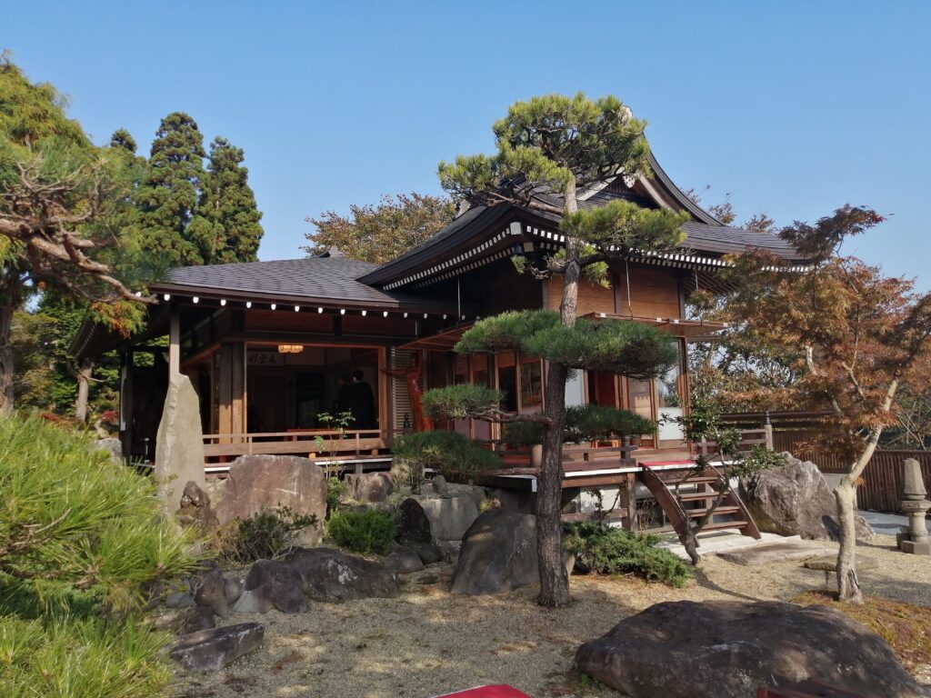 40年以上かけて自作した庭園！ 男鹿市「彩雲庵」に行く | hirogarden.net