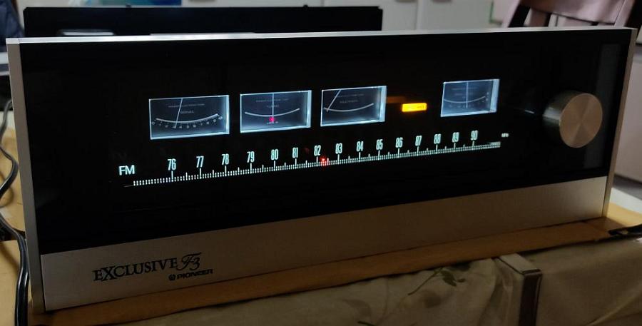 Pioneer EXCLUSIVE F3