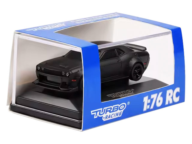 1/76 C75 Red On-road Car［ 1/76スケール C75レッド オンロードカー