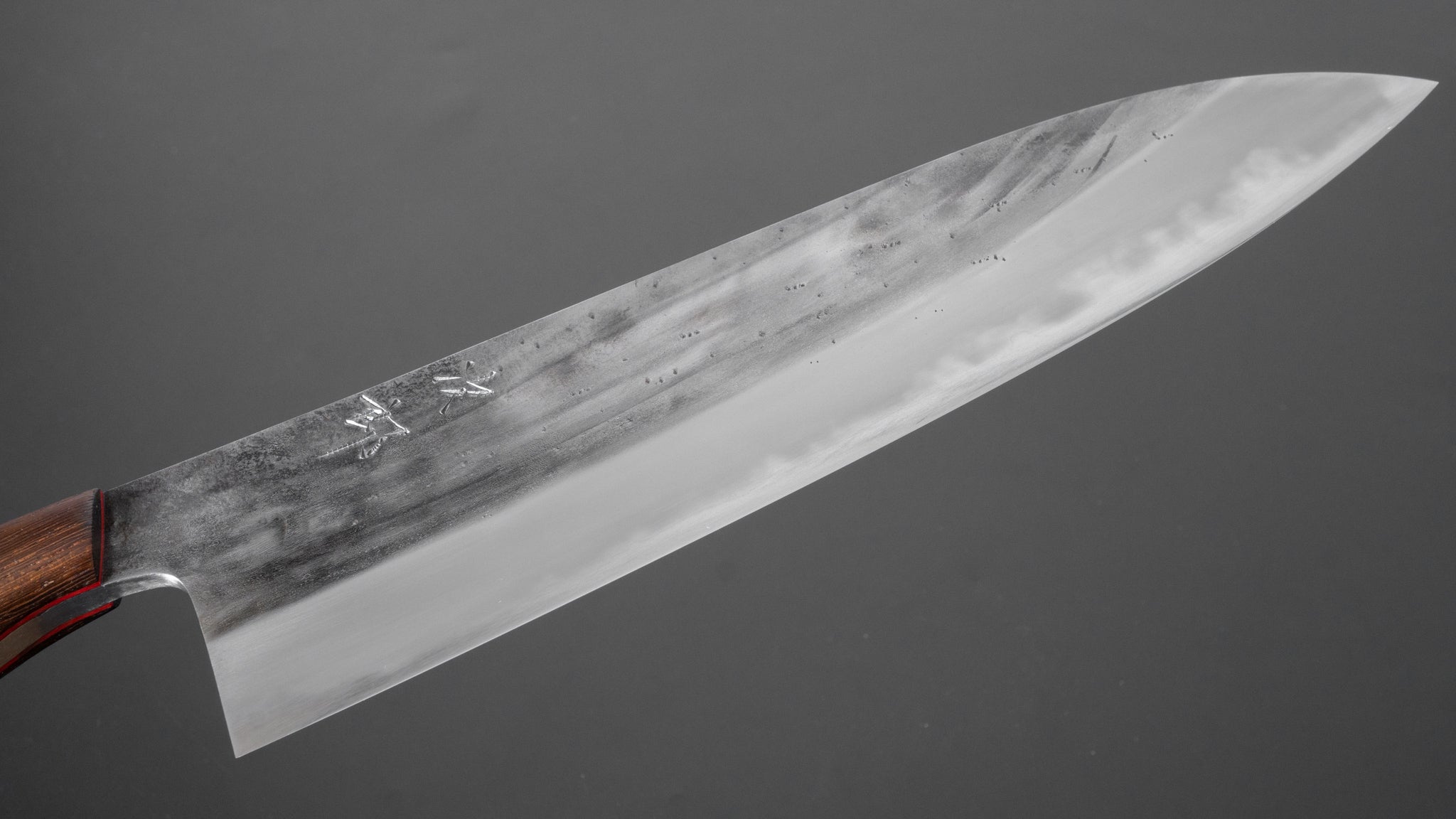 かじや次郎 鎚目 洋式 牛刀 240mm 鉄刀木柄 (#403) – HITOHIRA