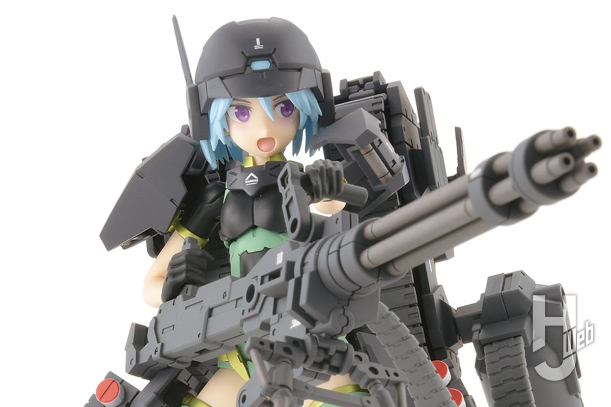 パワラリー＝パリトン（グラーヴェフォーム）」をミリタリーテイストに