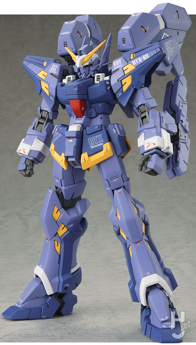 HG ヒュッケバインMk-III」をシャープなディテールと清潔感ある塗装で